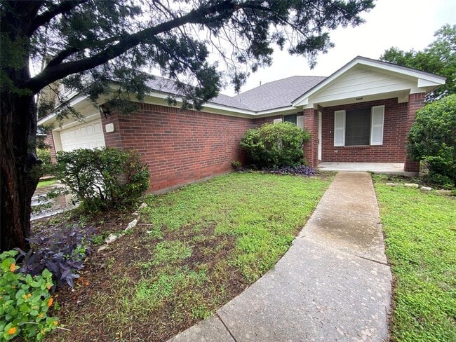 property at 1502 Carriage Hills Trail
