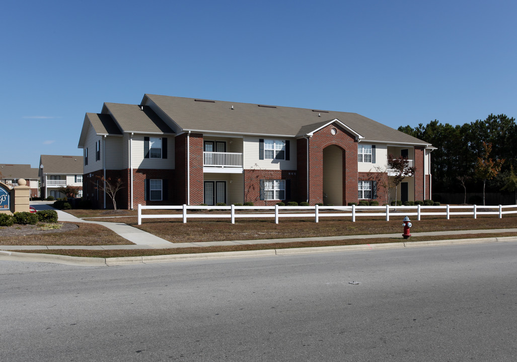 Blue Springs Apartments in Jacksonville, NC - Building Photo