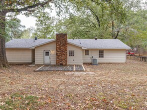 400 Oakhill Cir in Clinton, MS - Building Photo - Building Photo