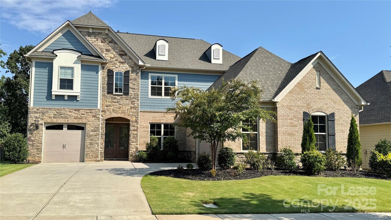 11152 Limehurst Pl in Charlotte, NC - Building Photo