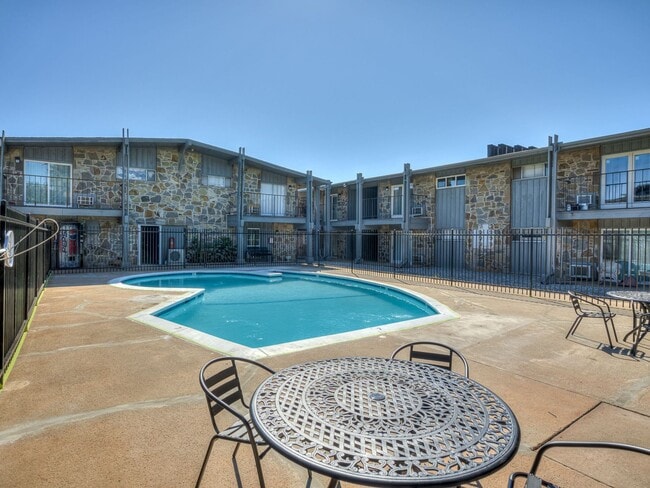 The Vue at Oak Creek