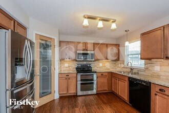 4565 Vista Meadows Drive in Batavia, OH - Building Photo - Building Photo