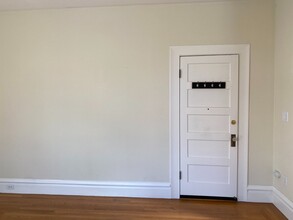 2299 Green St in San Francisco, CA - Foto de edificio - Building Photo