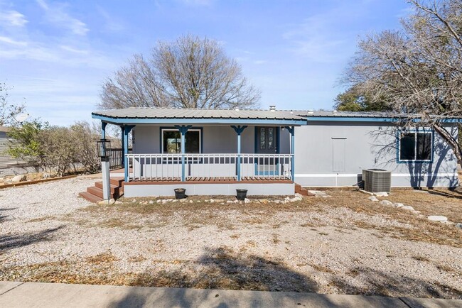 2508 Gazelle in Horseshoe Bay, TX - Foto de edificio - Building Photo