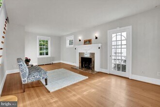 1903 Kirby Rd in McLean, VA - Building Photo - Building Photo