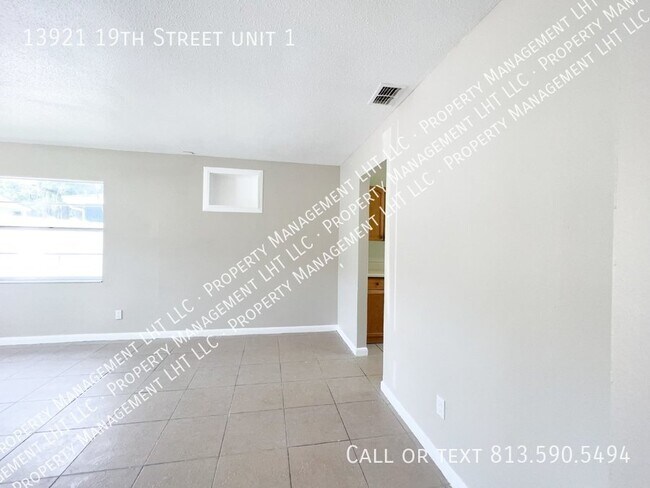 13921 19th St, Unit 1 in Dade City, FL - Building Photo - Building Photo