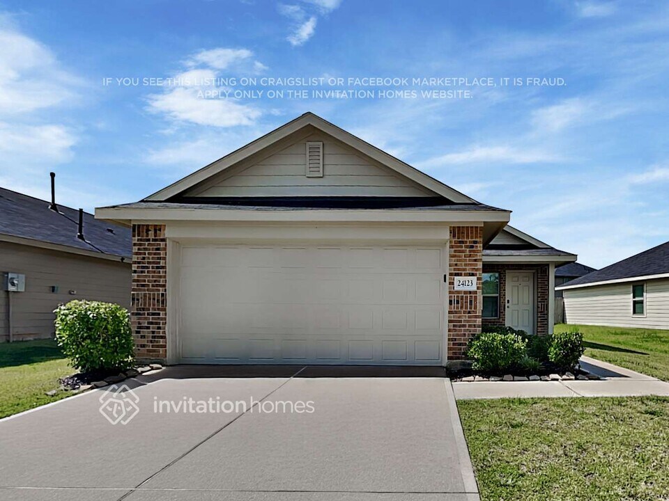 24123 Sundown Vw Ln in Hockley, TX - Building Photo