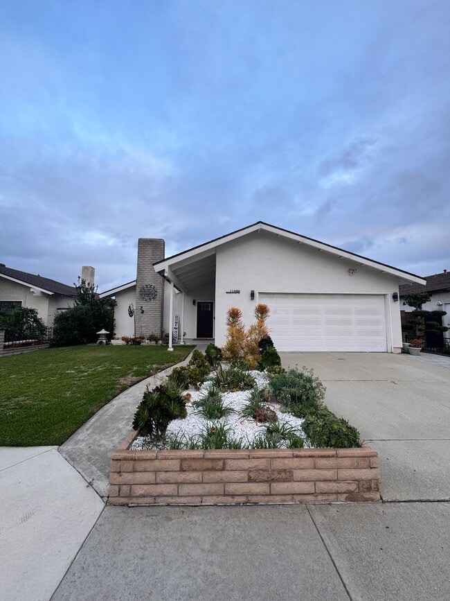 property at 11686 Mindanao St