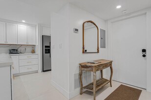 401 Briny Ave in Pompano Beach, FL - Building Photo