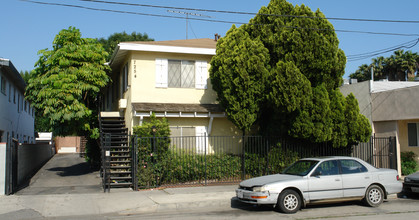 7254 Canby Ave in Reseda, CA - Building Photo - Building Photo