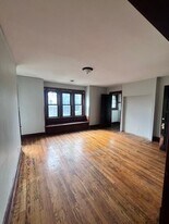 812-814-814 S 30th St in Milwaukee, WI - Building Photo