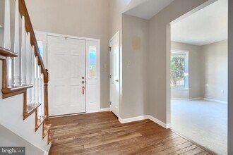 17431 Old Farm Ln in New Freedom, PA - Building Photo - Building Photo