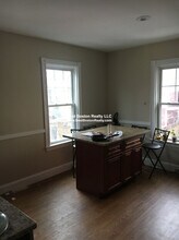 17 Putnam Ave in Cambridge, MA - Building Photo - Building Photo