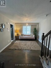916 Fameflower St in Ottawa, ON - Building Photo - Building Photo