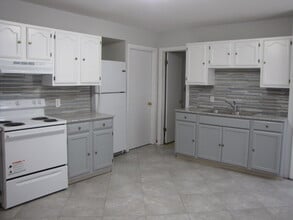 1807 Euclid Ave, Unit 2nd floor in Schenectady, NY - Building Photo - Building Photo