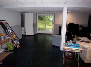 1756 W Three Story Hill Rd in Morgantown, IN - Building Photo - Building Photo