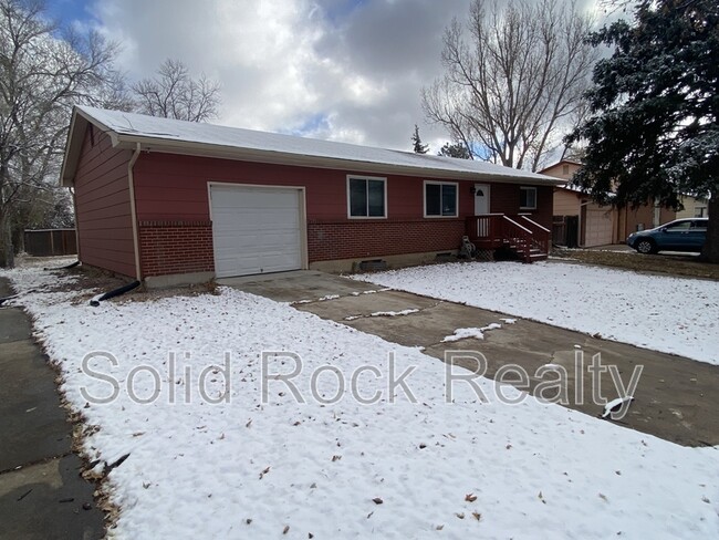 1111 Fosdick Dr in Colorado Springs, CO - Foto de edificio - Building Photo