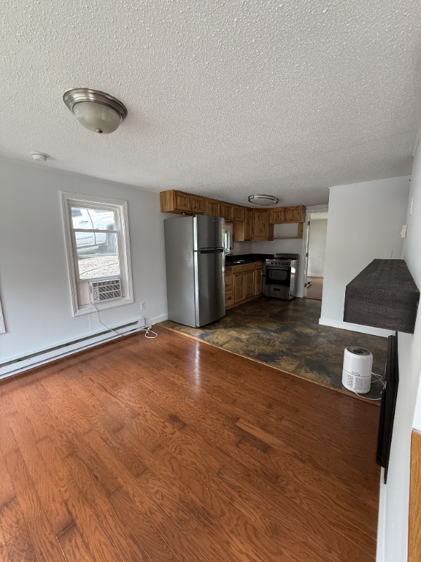 property at 15 Eel St