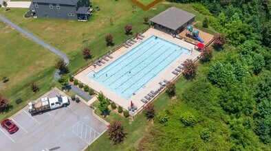 178 Redcroft Dr in Greer, SC - Building Photo - Building Photo