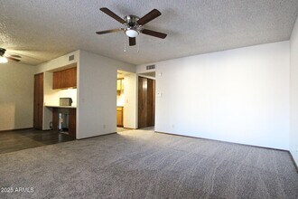 4401 E Contessa St-Unit -1 in Mesa, AZ - Building Photo - Building Photo