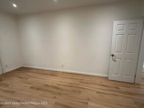466 Main St in Catskill, NY - Building Photo - Building Photo
