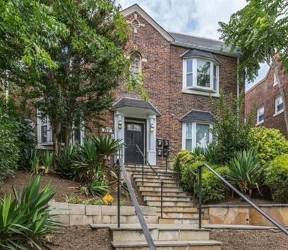 212 T St NE in Washington, DC - Building Photo