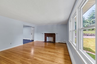 447 Main St in Hudson, MA - Building Photo - Building Photo