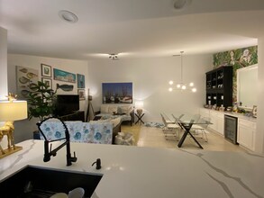 9124 Sun Terrace Cir in Palm Beach Gardens, FL - Building Photo - Building Photo