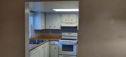 112 Lacosta Ln in Daytona Beach, FL - Building Photo - Building Photo