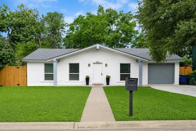 property at 5804 Gloucester Ln