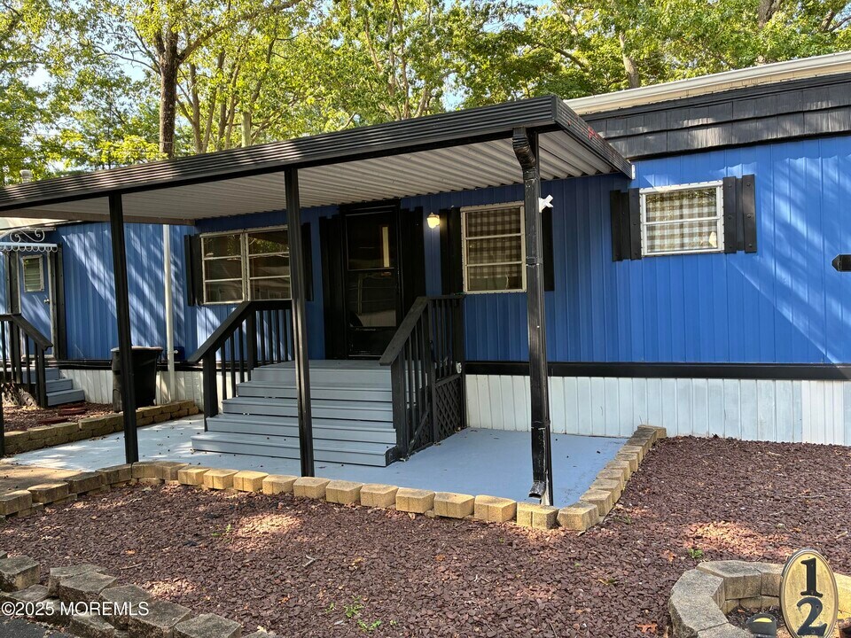 12 D Trail in Brick, NJ - Building Photo
