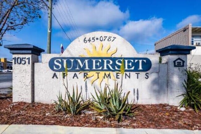 property at 5319 Sumerset St