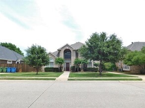 2432 Shetland Dr in Highland Village, TX - Building Photo - Building Photo