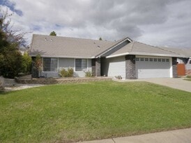 110 Detert Ln in Jackson, CA - Building Photo