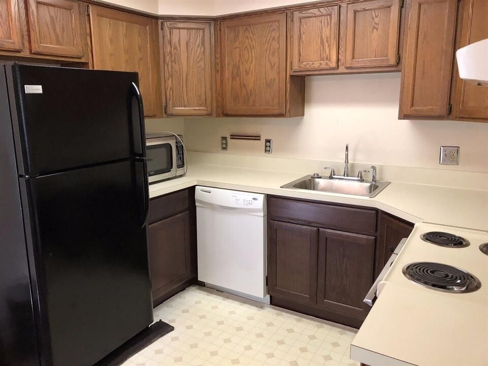 4200 Packard St-Unit -2 in Ann Arbor, MI - Building Photo
