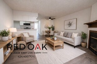 10346 Commerce Ave, Unit 5 in Los Angeles, CA - Building Photo