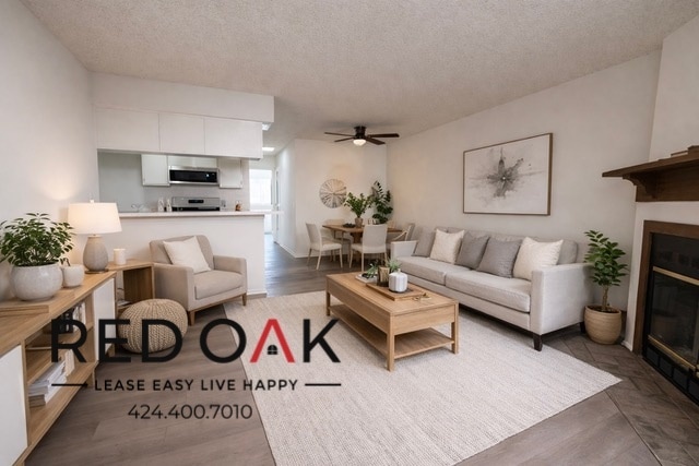 property at 10346 Commerce Ave