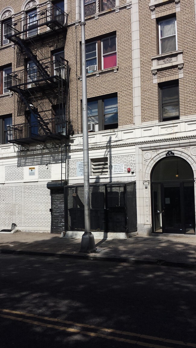 49 Hill St Apartments and Nearby Newark Apartments For Rent Newark, NJ