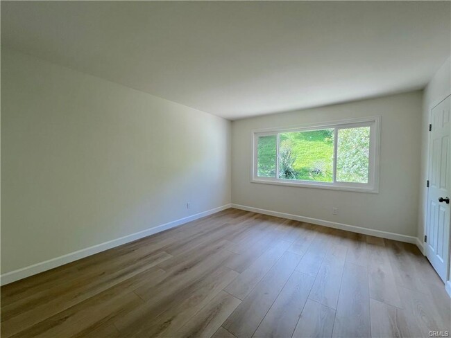property at 1722 Sunny Heights Dr