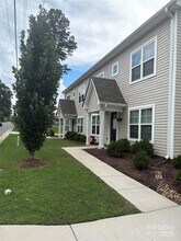 4959 Hillsboro Ave in Charlotte, NC - Building Photo - Building Photo