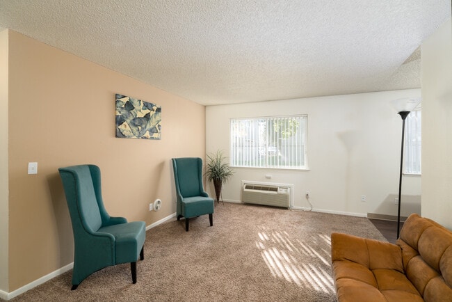 Kamiakin Apartments in Kennewick WA
