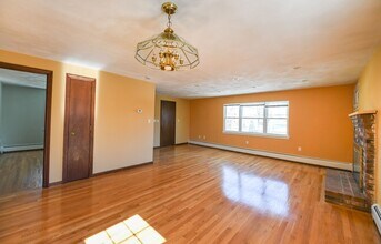 46 Marlboro St in Belmont, MA - Building Photo - Building Photo