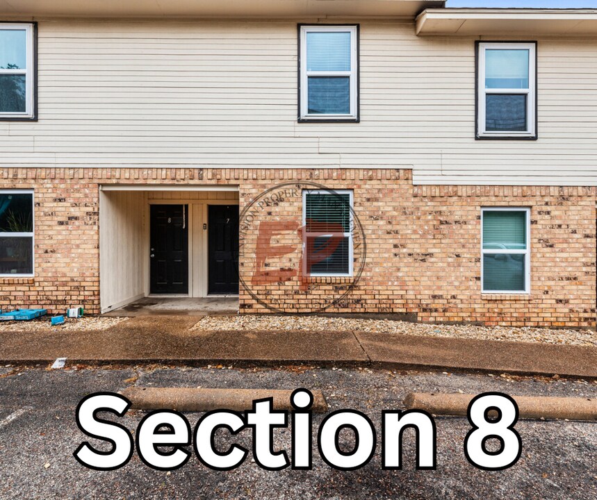 609 S 5th St in Waco, TX - Building Photo