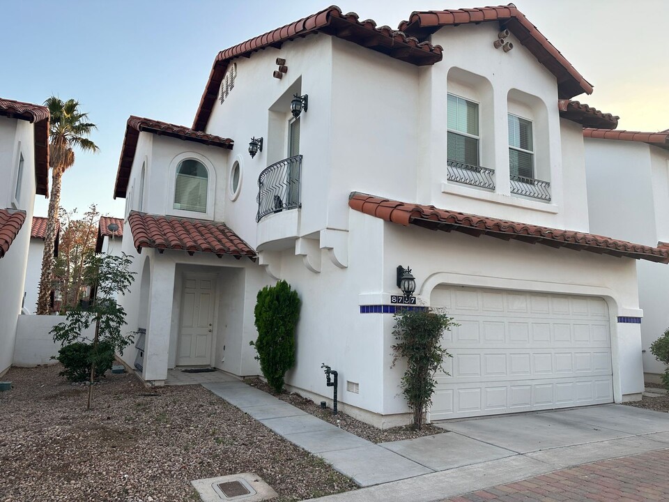 8757 Villa Faith Ave in Las Vegas, NV - Building Photo