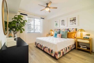 12385 SW 30th St in Miramar, FL - Building Photo - Building Photo