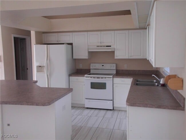 property at 845 Wolverine St E