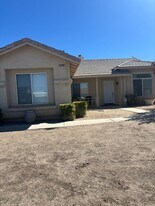 12481 Pacoima Rd in Victorville, CA - Building Photo