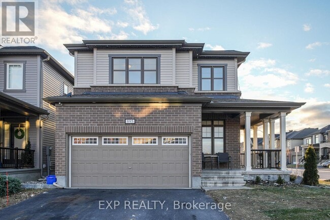 property at 895 Stallion Cres