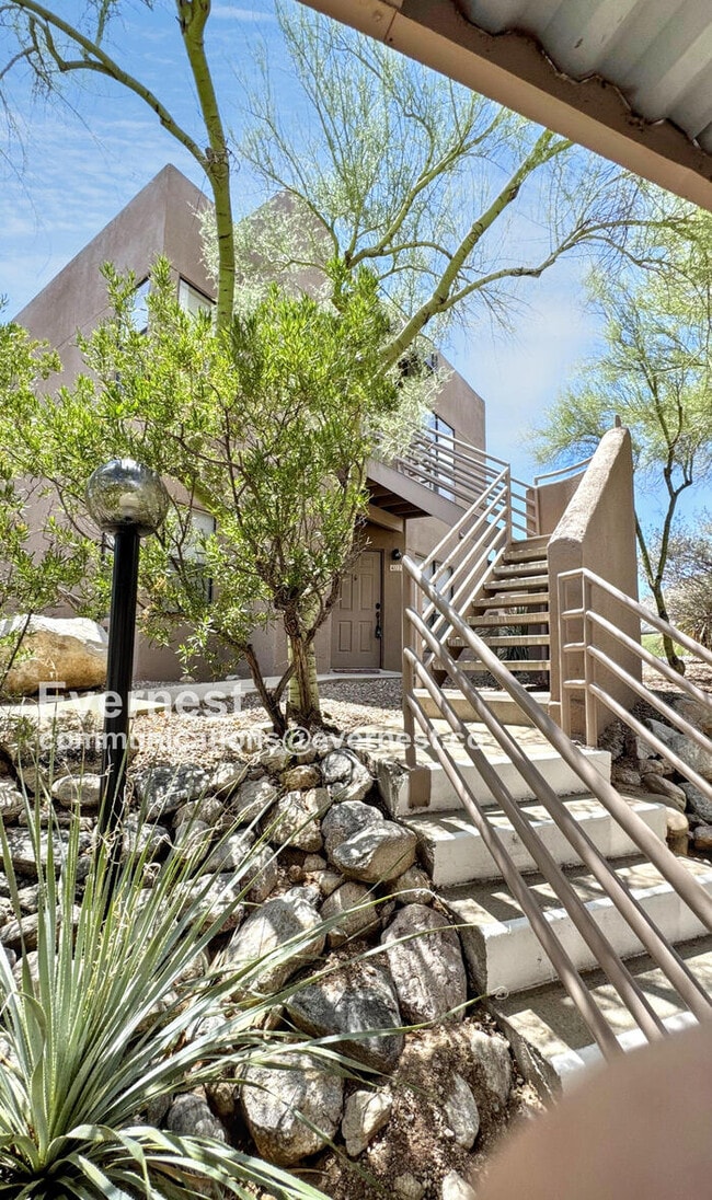 property at 6655 N Canyon Crest Dr