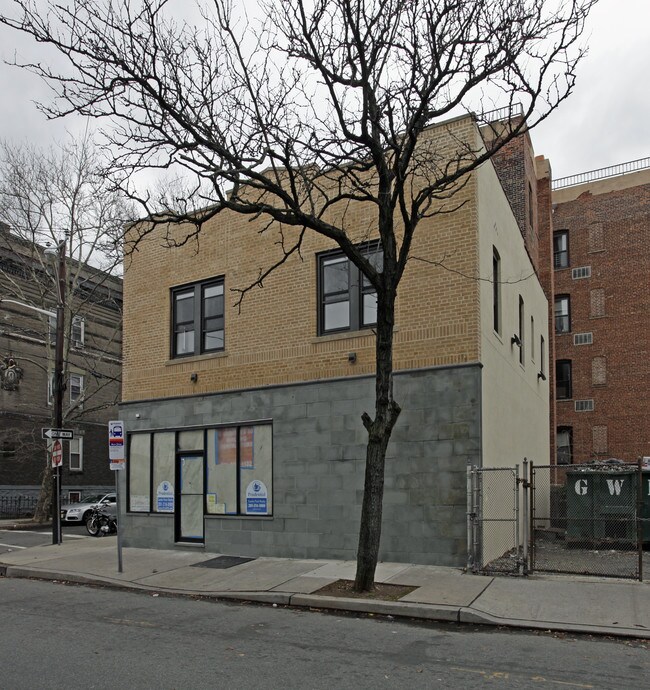 296 Palisade Ave in Jersey City, NJ - Foto de edificio - Building Photo